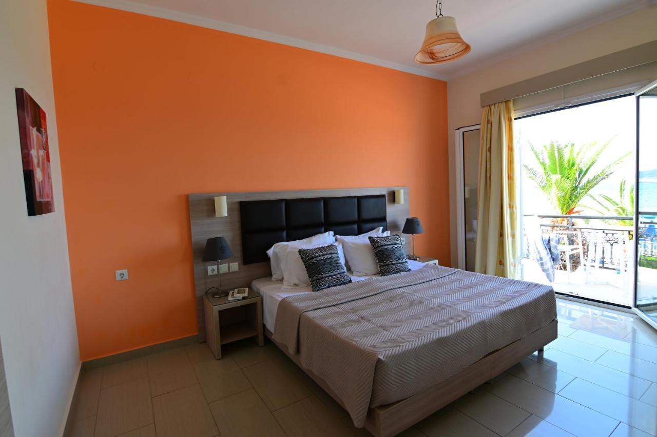 Nadia'S Studios & Apartments In Argasi, Sea-View Exteriör bild