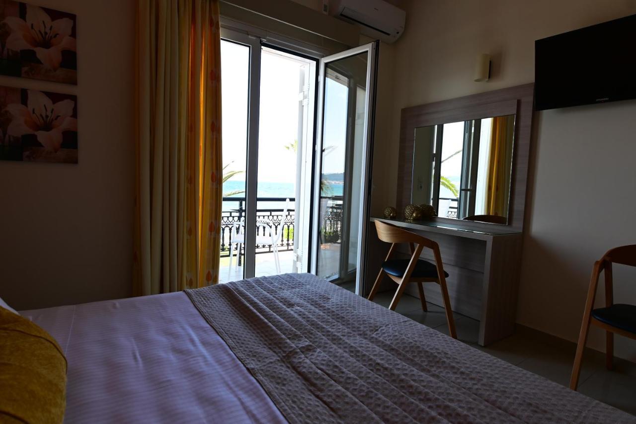 Nadia'S Studios & Apartments In Argasi, Sea-View Exteriör bild