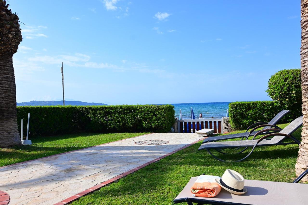 Nadia'S Studios & Apartments In Argasi, Sea-View Exteriör bild